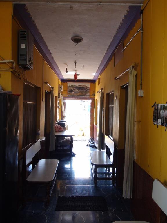 Shambhu Guest House Hampi Esterno foto
